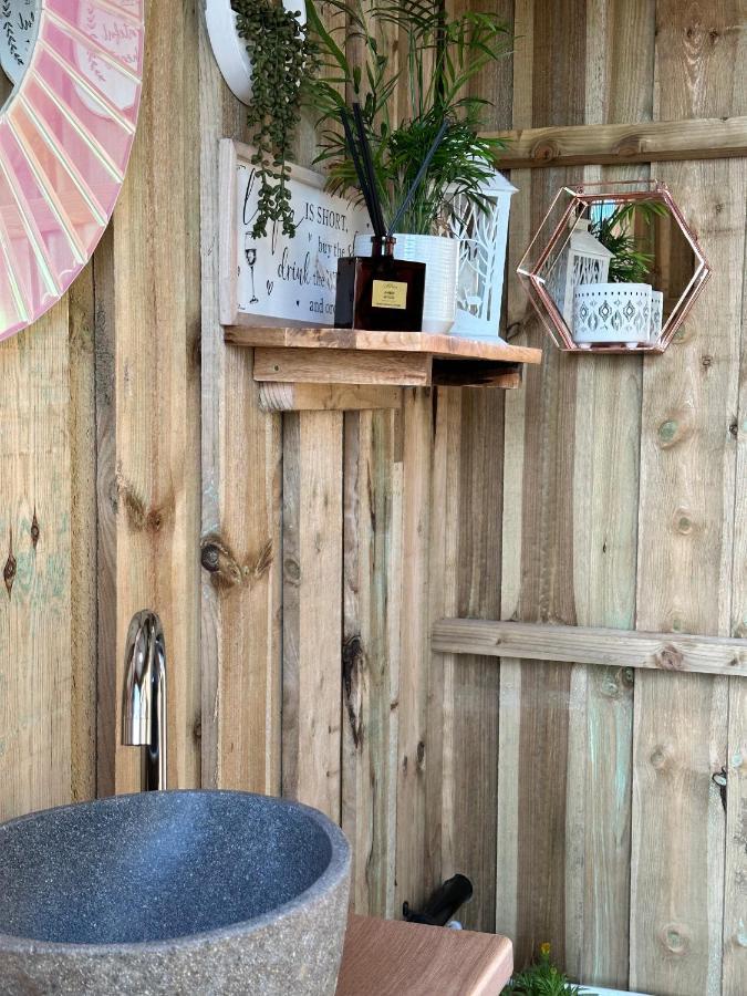 Deerstone Glamping-Pinhaw Beacon Dome Hot Tub Hotell Earby Eksteriør bilde